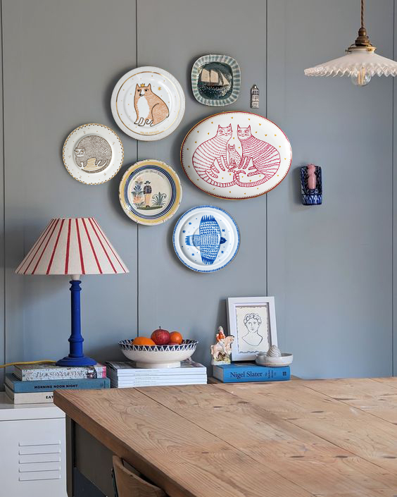 talerze na ścianę w kuchni - Empe artstudio